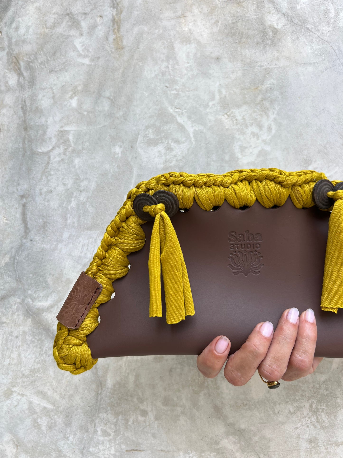 Kora Clutch