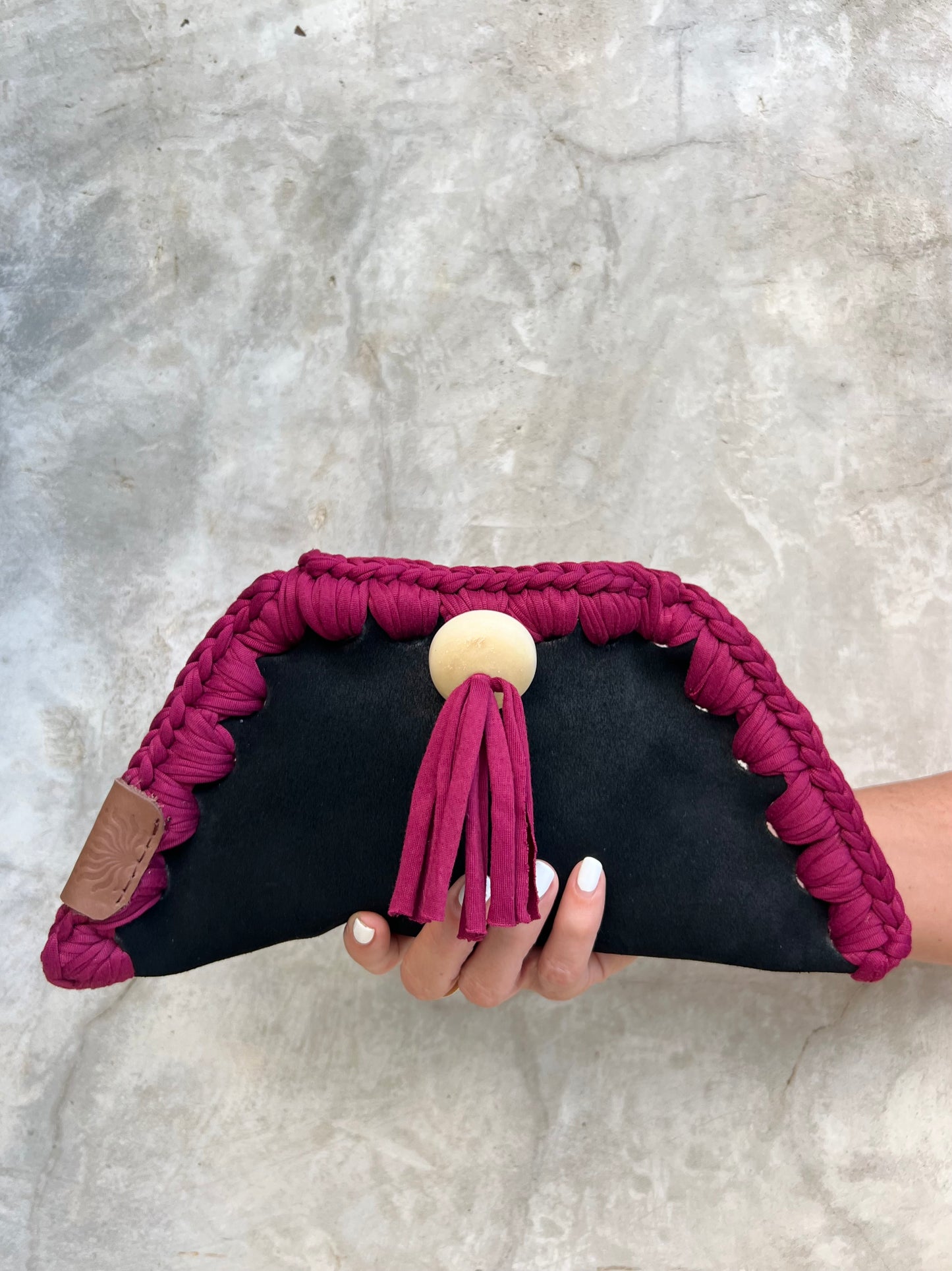 Kora clutch